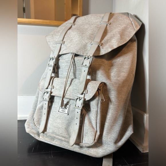 Herschel Supply Co 25L crosshatch backpack light grey with laptop sleeve - Picture 10 of 12